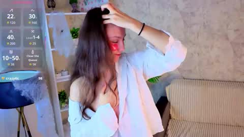 Milly online show from November 6, 3:29 am