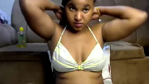 i am clara online show from February 25, 6:09 pm