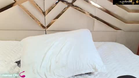 Snapshot of ebonyndsavage chatting on February 25, 4:14 am ebonyndsavage online show from February 25, 4:14 am