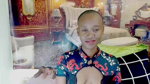 Snapshot of ebonyolive69 chatting on May 18, 7:52 pm Cindy online show from May 18, 7:52 pm