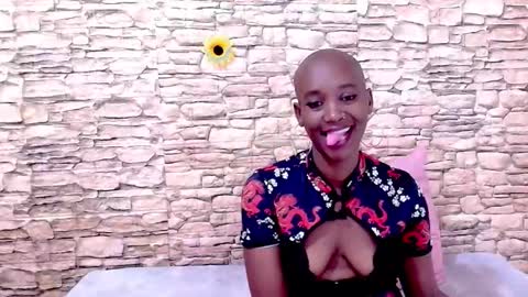 Snapshot of ebonyolive69 chatting on May 28, 7:44 pm Cindy online show from May 28, 7:44 pm