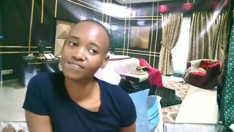 Snapshot of ebonyolive69 chatting on June 19, 7:34 am Cindy online show from June 19, 7:34 am