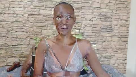 Snapshot of ebonyolive69 chatting on July 12, 5:42 am Cindy online show from July 12, 5:42 am