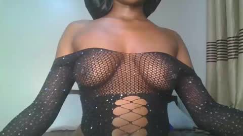 Snapshot of ebonyslut09 chatting on May 18, 2:45 pm ebonyslut09 online show from May 18, 2:45 pm