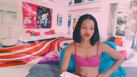 Snapshot of ebonystarlite1 chatting on February 14, 9:32 pm Candy online show from February 14, 9:32 pm