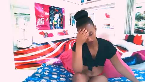 Snapshot of ebonystarlite1 chatting on February 18, 12:37 am Candy online show from February 18, 12:37 am