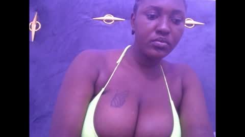 Snapshot of ebonyvd chatting on January 9, 10:33 pm ebonyvd online show from January 9, 10:33 pm