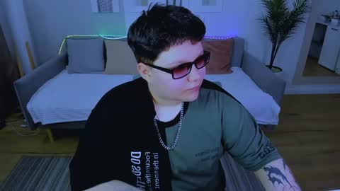 echoonox online show from April 23, 5:26 pm