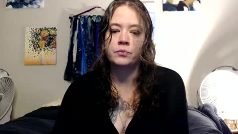 Weird Echo online show from October 5, 4:22 am