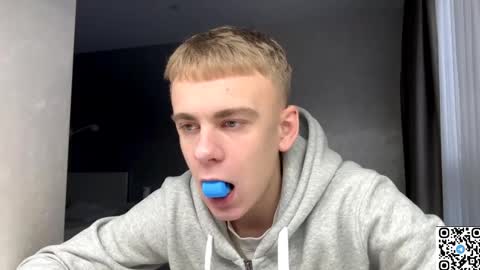 echowraith online show from November 28, 6:49 am