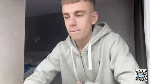 echowraith online show from December 14, 9:14 am