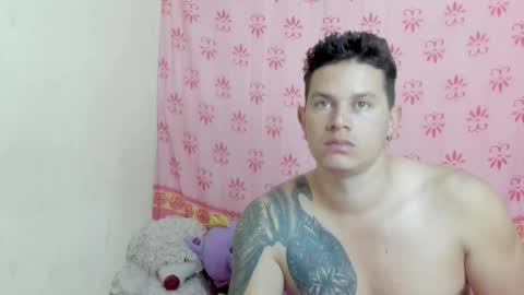    online show from November 25, 4:07 pm