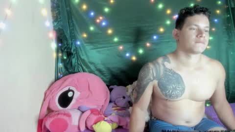    online show from December 2, 3:07 pm