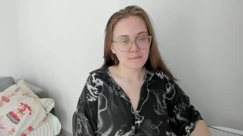 Snapshot of ecpochmak chatting on June 8, 1:11 pm ecpochmak online show from June 8, 1:11 pm