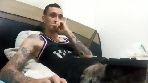 Edd Gallego online show from November 19, 4:29 pm