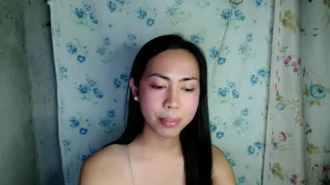 eddfox001 online show from April 21, 3:17 pm