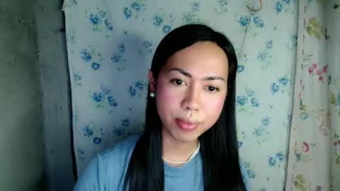 Snapshot of eddfox001 chatting on April 29, 1:48 pm eddfox001 online show from April 29, 1:48 pm