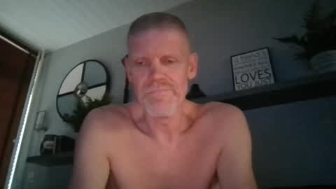 Snapshot of eddie4767 chatting on September 8, 5:45 pm eddie4767 online show from September 8, 5:45 pm