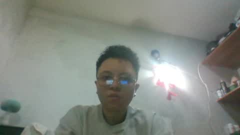 eden_jupiters online show from April 11, 5:01 am