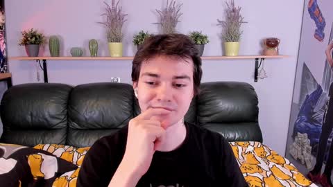 Snapshot of edgar_luck chatting on December 5, 1:14 am Edgar online show from December 5, 1:14 am