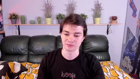 Snapshot of edgar_luck chatting on December 6, 3:52 am Edgar online show from December 6, 3:52 am