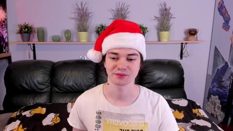 Snapshot of edgar_luck chatting on January 7, 1:49 am Edgar online show from January 7, 1:49 am