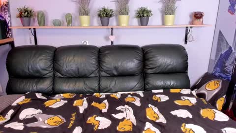 Snapshot of edgar_luck chatting on January 19, 5:15 am Edgar online show from January 19, 5:15 am