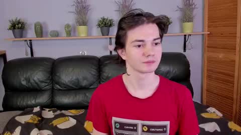 Snapshot of edgar_luck chatting on October 18, 3:09 am Edgar online show from October 18, 3:09 am