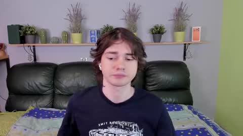 Edgar online show from February 8, 10:24 pm