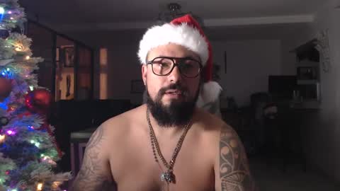 Snapshot of edgarram83 chatting on December 25, 7:46 am edgarram83 online show from December 25, 7:46 am