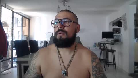 Snapshot of edgarram83 chatting on February 10, 6:24 pm edgarram83 online show from February 10, 6:24 pm