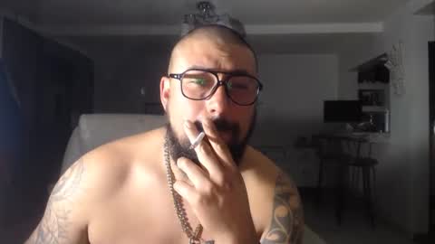 Snapshot of edgarram83 chatting on February 11, 7:33 am edgarram83 online show from February 11, 7:33 am