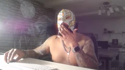 Snapshot of edgarram83 chatting on November 2, 8:17 am edgarram83 online show from November 2, 8:17 am