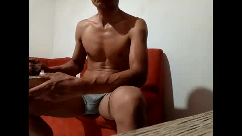 Snapshot of edgarsanmartin550 chatting on May 25, 7:03 am edgarsanmartin550 online show from May 25, 7:03 am