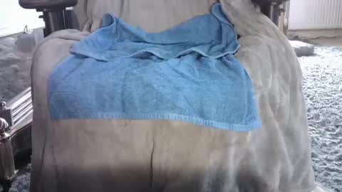 Snapshot of edged_biker chatting on February 8, 8:20 am edged biker online show from February 8, 8:20 am