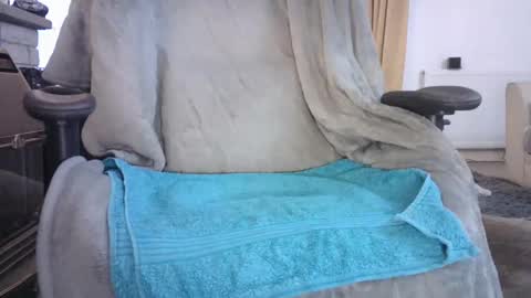 Snapshot of edged_biker chatting on February 23, 7:38 pm edged biker online show from February 23, 7:38 pm