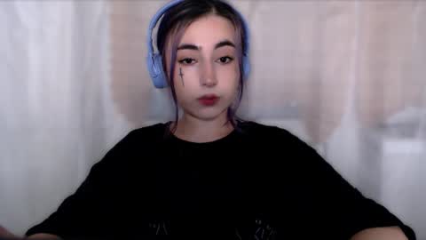 Snapshot of ediefris chatting on November 30, 11:09 pm fickle demon made of clumps of matter online show from November 30, 11:09 pm