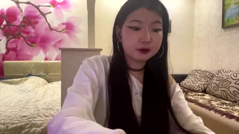 Eri online show from April 18, 4:22 pm