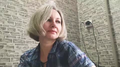 edithmanning online show from January 9, 9:37 am