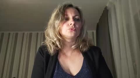 edithmanning online show from March 13, 5:52 pm