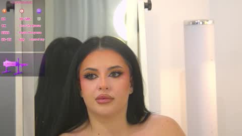 Snapshot of editholiviere chatting on October 27, 9:35 am Edith online show from October 27, 9:35 am