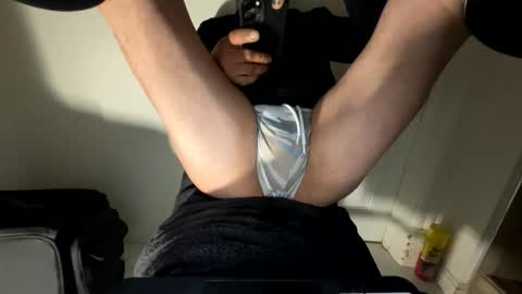 Snapshot of edvmendez1766 chatting on January 11, 11:15 am edvmendez1766 online show from January 11, 11:15 am