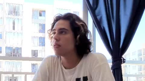 Snapshot of edward_51 chatting on July 8, 5:50 pm Edward online show from July 8, 5:50 pm