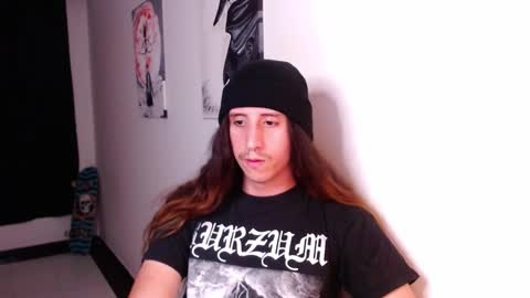 Snapshot of edward_chann chatting on December 1, 11:47 pm edward_chann online show from December 1, 11:47 pm