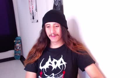 Snapshot of edward_chann chatting on January 10, 9:42 pm edward_chann online show from January 10, 9:42 pm