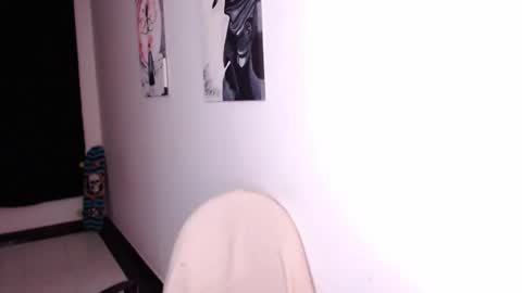 Snapshot of edward_chann chatting on January 24, 3:32 am edward_chann online show from January 24, 3:32 am