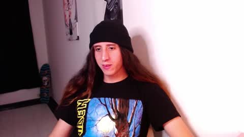 Snapshot of edward_chann chatting on January 26, 2:24 am edward_chann online show from January 26, 2:24 am