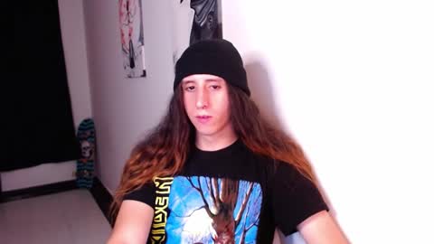 Snapshot of edward_chann chatting on January 26, 5:34 am edward_chann online show from January 26, 5:34 am
