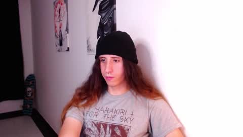 Snapshot of edward_chann chatting on February 2, 4:05 am edward_chann online show from February 2, 4:05 am