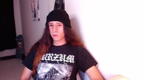 Snapshot of edward_chann chatting on February 9, 3:00 am edward_chann online show from February 9, 3:00 am